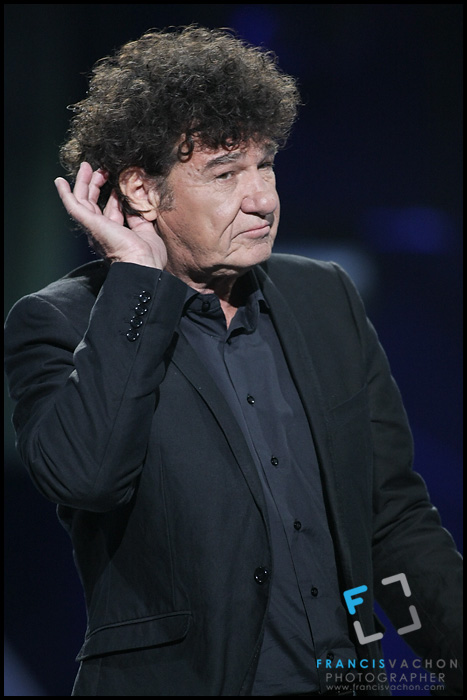 Robert Charlesbois at the Festival d'été de Quebec Robert Charlebois performs at the "Paris-Quebec" show of the 44th Festival d'été de Quebec on the Plains of Abraham in Quebec city Thursday July 7, 2011.