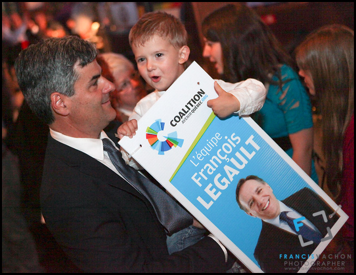 Voting-quebec-city-09 Eric Caire